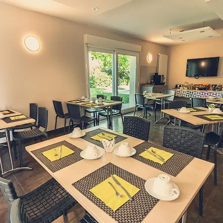 Aparthotel La Pommeraie Bruz