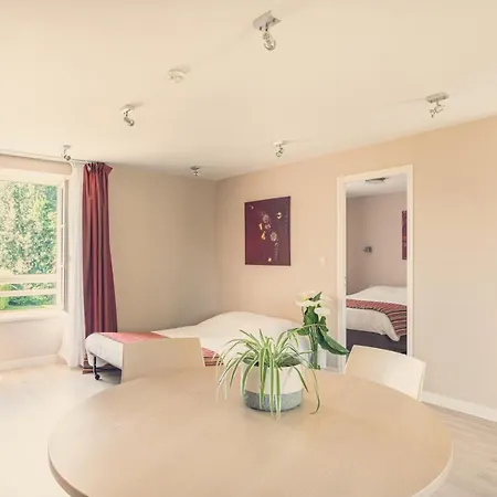Aparthotel La Pommeraie Bruz